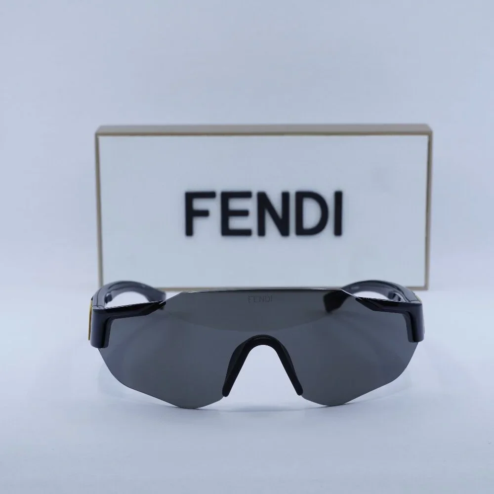 Final Price! Fendi FE40088U-Y 01A Black Grey Sunglasses - Picture 3 of 14